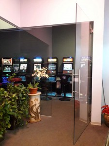 prte vetro va e vieni cerniere battenti locale pubblico vetrate bussola vetra vetrate artistiche pordenone veneto friuli venezia giulia padova udine treviso (14)  